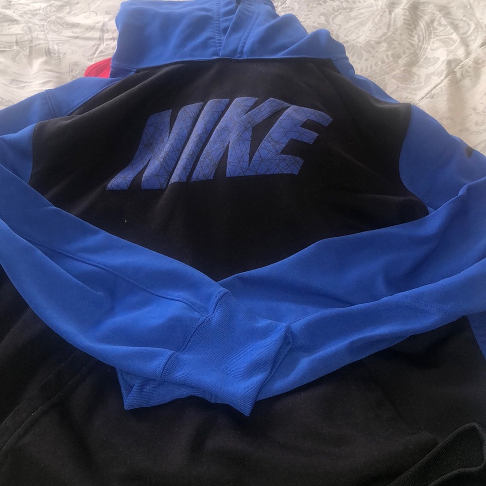 Boys Nike Dri fit hoodie